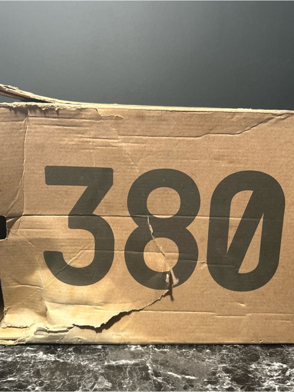 New Adidas Yeezy Boost 380 GZ0454 With Box(Damaged) Men’s 9 - Picture 7 of 8